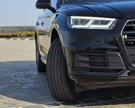 Черный Ауди Ку 5, объемом двигателя 1.98 л и пробегом 75 тыс. км за 32000 $, фото 1 на Automoto.ua