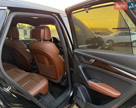 Черный Ауди Ку 5, объемом двигателя 1.98 л и пробегом 113 тыс. км за 27700 $, фото 35 на Automoto.ua