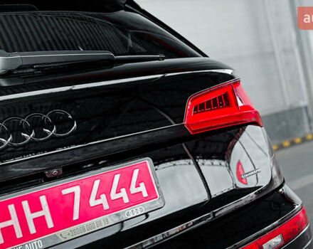 Черный Ауди Ку 5, объемом двигателя 1.98 л и пробегом 68 тыс. км за 28800 $, фото 24 на Automoto.ua