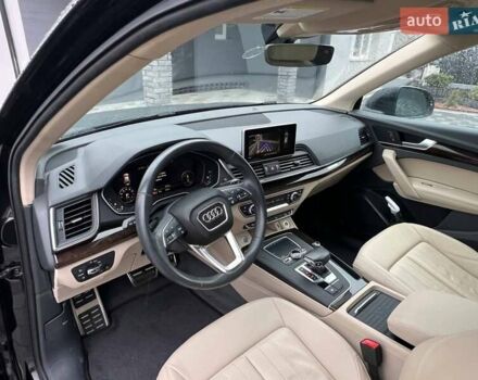 Чорний Ауді Ку 5, об'ємом двигуна 1.98 л та пробігом 108 тис. км за 25300 $, фото 7 на Automoto.ua