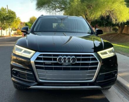 Черный Ауди Ку 5, объемом двигателя 2 л и пробегом 30 тыс. км за 14000 $, фото 1 на Automoto.ua