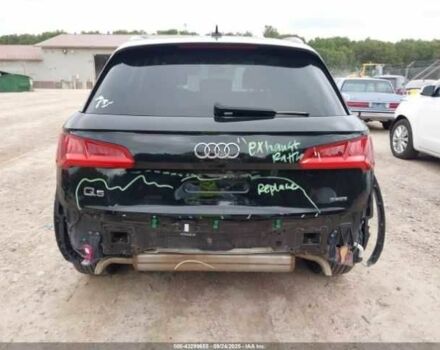 Черный Ауди Ку 5, объемом двигателя 2 л и пробегом 58 тыс. км за 7600 $, фото 16 на Automoto.ua