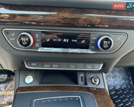 Черный Ауди Ку 5, объемом двигателя 1.98 л и пробегом 84 тыс. км за 28900 $, фото 98 на Automoto.ua