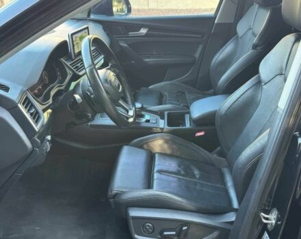 Черный Ауди Ку 5, объемом двигателя 2 л и пробегом 30 тыс. км за 14000 $, фото 7 на Automoto.ua