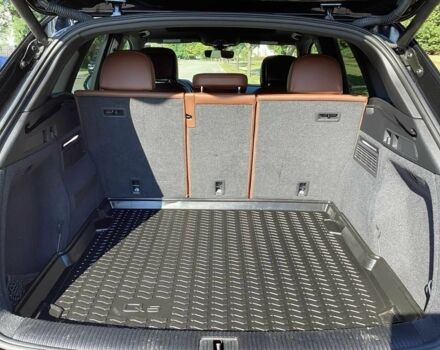 Черный Ауди Ку 5, объемом двигателя 2 л и пробегом 46 тыс. км за 17000 $, фото 12 на Automoto.ua