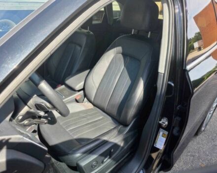 Чорний Ауді Ку 5, об'ємом двигуна 2 л та пробігом 50 тис. км за 16100 $, фото 12 на Automoto.ua