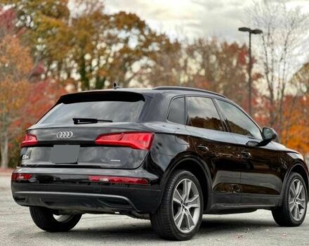 Черный Ауди Ку 5, объемом двигателя 2 л и пробегом 35 тыс. км за 7200 $, фото 5 на Automoto.ua