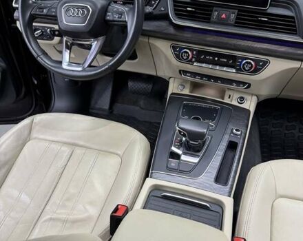 Чорний Ауді Ку 5, об'ємом двигуна 1.98 л та пробігом 99 тис. км за 28500 $, фото 44 на Automoto.ua