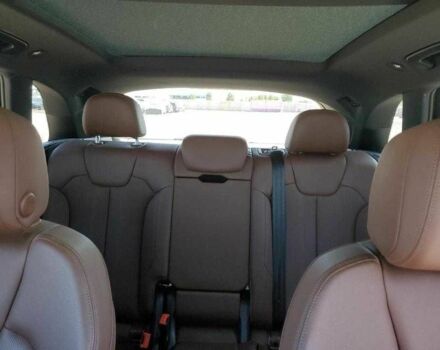 Чорний Ауді Ку 5, об'ємом двигуна 2 л та пробігом 56 тис. км за 11000 $, фото 7 на Automoto.ua