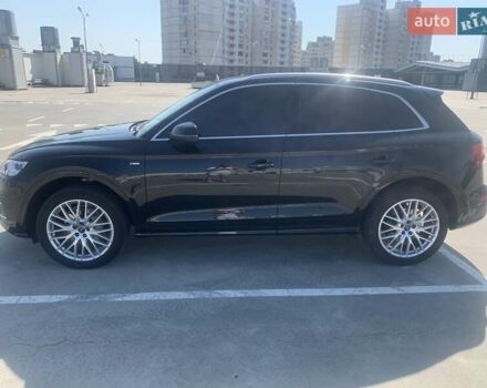Черный Ауди Ку 5, объемом двигателя 2 л и пробегом 128 тыс. км за 45300 $, фото 5 на Automoto.ua