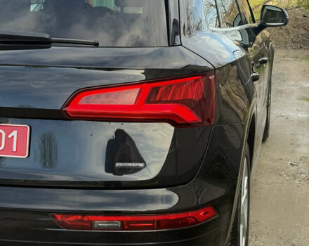 Чорний Ауді Ку 5, об'ємом двигуна 2 л та пробігом 147 тис. км за 22500 $, фото 5 на Automoto.ua