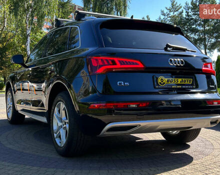 Черный Ауди Ку 5, объемом двигателя 2 л и пробегом 115 тыс. км за 24650 $, фото 4 на Automoto.ua