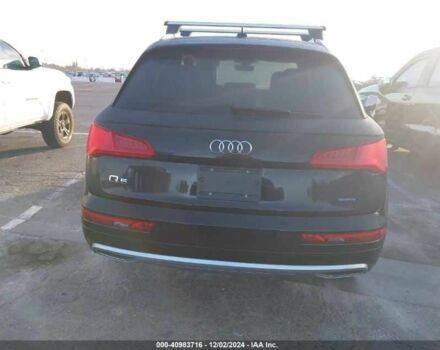 Черный Ауди Ку 5, объемом двигателя 2 л и пробегом 400 тыс. км за 8500 $, фото 6 на Automoto.ua