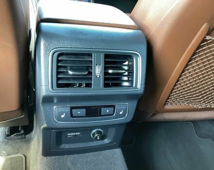 Черный Ауди Ку 5, объемом двигателя 2 л и пробегом 46 тыс. км за 17000 $, фото 7 на Automoto.ua