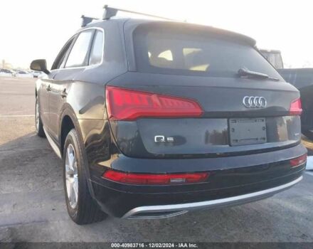 Черный Ауди Ку 5, объемом двигателя 2 л и пробегом 400 тыс. км за 8500 $, фото 2 на Automoto.ua