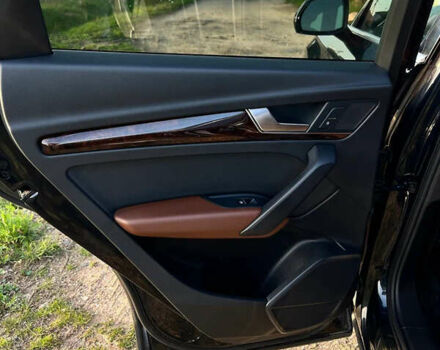 Черный Ауди Ку 5, объемом двигателя 1.98 л и пробегом 159 тыс. км за 22000 $, фото 16 на Automoto.ua