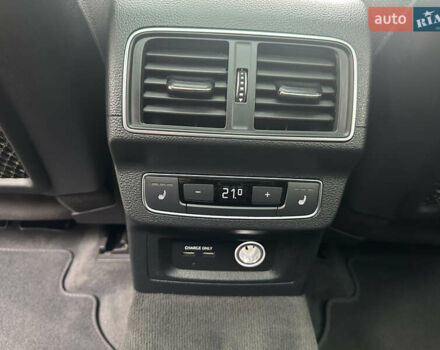 Чорний Ауді Ку 5, об'ємом двигуна 1.98 л та пробігом 87 тис. км за 26900 $, фото 52 на Automoto.ua