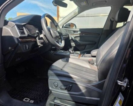 Чорний Ауді Ку 5, об'ємом двигуна 2 л та пробігом 50 тис. км за 16100 $, фото 11 на Automoto.ua