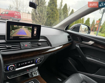 Черный Ауди Ку 5, объемом двигателя 2 л и пробегом 143 тыс. км за 25300 $, фото 84 на Automoto.ua