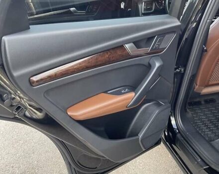 Черный Ауди Ку 5, объемом двигателя 2 л и пробегом 103 тыс. км за 26500 $, фото 40 на Automoto.ua