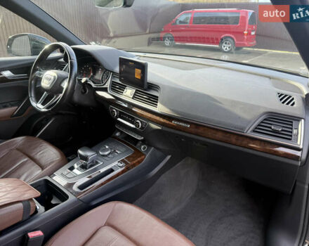 Чорний Ауді Ку 5, об'ємом двигуна 2 л та пробігом 147 тис. км за 22500 $, фото 19 на Automoto.ua