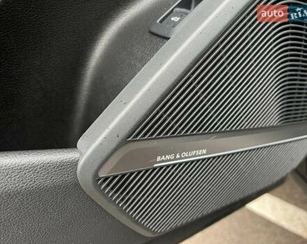 Чорний Ауді Ку 5, об'ємом двигуна 1.98 л та пробігом 44 тис. км за 36990 $, фото 12 на Automoto.ua