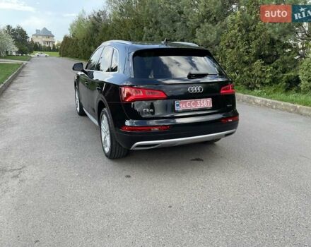 Черный Ауди Ку 5, объемом двигателя 2 л и пробегом 103 тыс. км за 26500 $, фото 6 на Automoto.ua