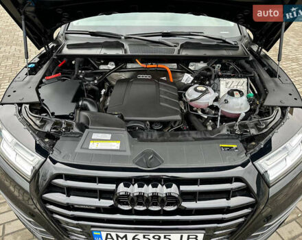 Черный Ауди Ку 5, объемом двигателя 1.98 л и пробегом 96 тыс. км за 33900 $, фото 10 на Automoto.ua