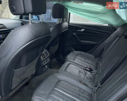 Чорний Ауді Ку 5, об'ємом двигуна 2 л та пробігом 154 тис. км за 17500 $, фото 9 на Automoto.ua