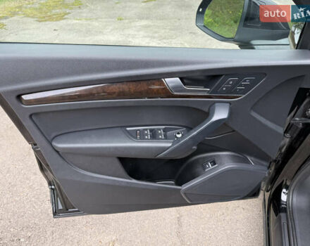 Чорний Ауді Ку 5, об'ємом двигуна 2 л та пробігом 168 тис. км за 23900 $, фото 27 на Automoto.ua