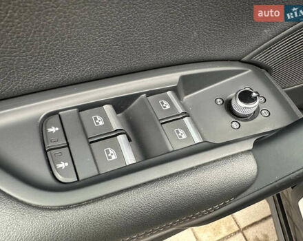 Черный Ауди Ку 5, объемом двигателя 1.98 л и пробегом 96 тыс. км за 33900 $, фото 14 на Automoto.ua