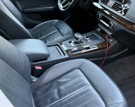 Черный Ауди Ку 5, объемом двигателя 1.98 л и пробегом 102 тыс. км за 26500 $, фото 17 на Automoto.ua