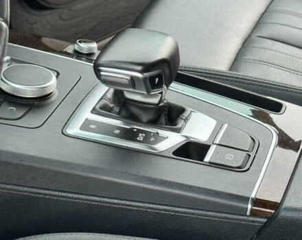 Черный Ауди Ку 5, объемом двигателя 0 л и пробегом 180 тыс. км за 25000 $, фото 36 на Automoto.ua