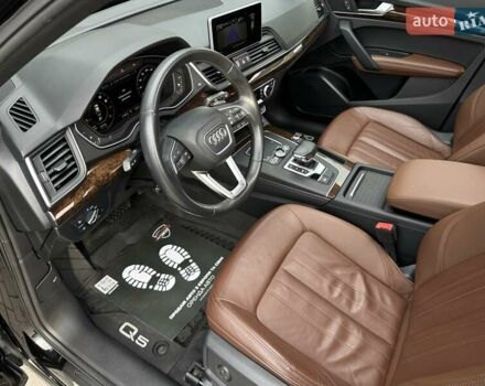 Черный Ауди Ку 5, объемом двигателя 1.98 л и пробегом 200 тыс. км за 25900 $, фото 26 на Automoto.ua