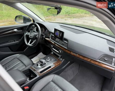 Чорний Ауді Ку 5, об'ємом двигуна 2 л та пробігом 168 тис. км за 23900 $, фото 24 на Automoto.ua