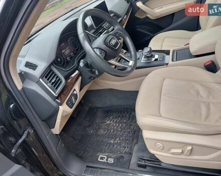 Чорний Ауді Ку 5, об'ємом двигуна 1.98 л та пробігом 83 тис. км за 28500 $, фото 5 на Automoto.ua