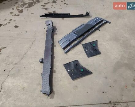 Чорний Ауді Ку 5, об'ємом двигуна 1.98 л та пробігом 128 тис. км за 8000 $, фото 12 на Automoto.ua