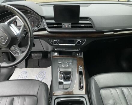 Чорний Ауді Ку 5, об'ємом двигуна 2 л та пробігом 115 тис. км за 25000 $, фото 9 на Automoto.ua