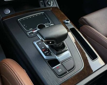 Черный Ауди Ку 5, объемом двигателя 1.98 л и пробегом 126 тыс. км за 29350 $, фото 23 на Automoto.ua