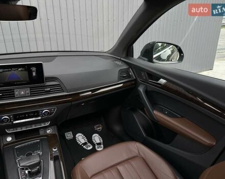 Черный Ауди Ку 5, объемом двигателя 1.98 л и пробегом 200 тыс. км за 25900 $, фото 23 на Automoto.ua