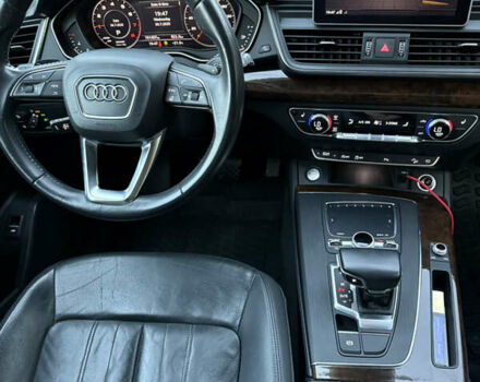 Черный Ауди Ку 5, объемом двигателя 1.98 л и пробегом 102 тыс. км за 26500 $, фото 16 на Automoto.ua