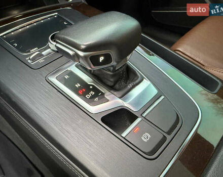 Черный Ауди Ку 5, объемом двигателя 1.98 л и пробегом 113 тыс. км за 27700 $, фото 54 на Automoto.ua