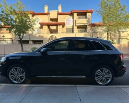 Черный Ауди Ку 5, объемом двигателя 2 л и пробегом 30 тыс. км за 14000 $, фото 2 на Automoto.ua