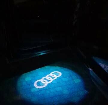 Чорний Ауді Ку 5, об'ємом двигуна 2 л та пробігом 76 тис. км за 28099 $, фото 17 на Automoto.ua