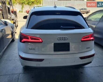 Чорний Ауді Ку 5, об'ємом двигуна 1.98 л та пробігом 69 тис. км за 23800 $, фото 2 на Automoto.ua