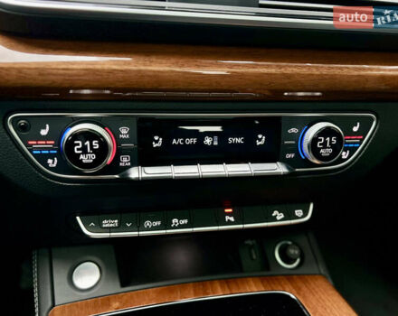 Черный Ауди Ку 5, объемом двигателя 1.98 л и пробегом 76 тыс. км за 35300 $, фото 27 на Automoto.ua