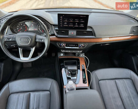 Чорний Ауді Ку 5, об'ємом двигуна 1.98 л та пробігом 42 тис. км за 28999 $, фото 8 на Automoto.ua