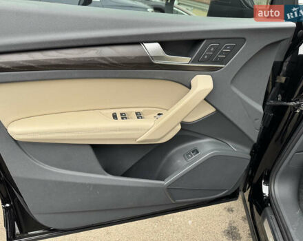 Черный Ауди Ку 5, объемом двигателя 1.98 л и пробегом 70 тыс. км за 27300 $, фото 10 на Automoto.ua