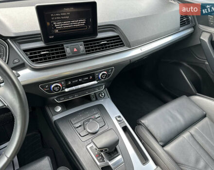 Черный Ауди Ку 5, объемом двигателя 2 л и пробегом 24 тыс. км за 31999 $, фото 13 на Automoto.ua