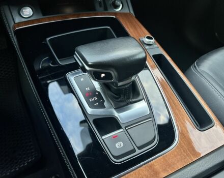 Черный Ауди Ку 5, объемом двигателя 2 л и пробегом 120 тыс. км за 36999 $, фото 18 на Automoto.ua